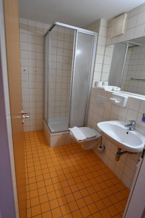 Motel55 - Nettes Hotel Mit Self Check-In In Villach, Warmbad Ngoại thất bức ảnh